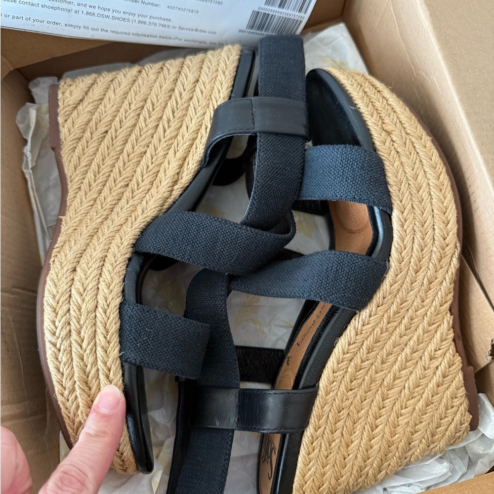 DSW Black and Tan Woven Wedges